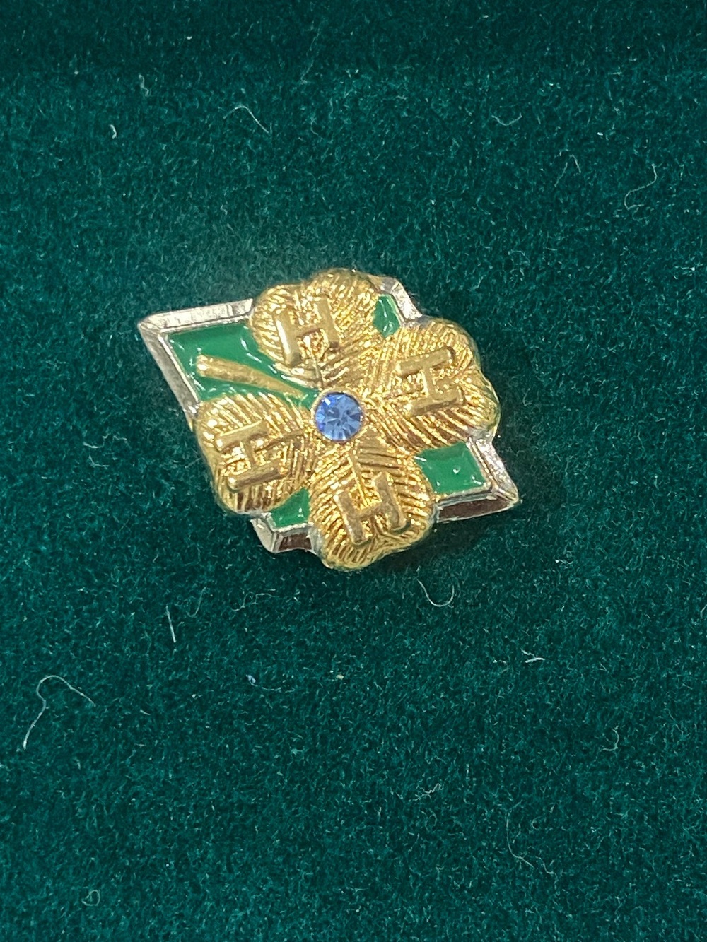 Vintage 4-H Clover Lapel Pin Green Enamel Blue Center Gold Tone Youth Club
